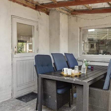 度假居 With A Fireplace 03 *